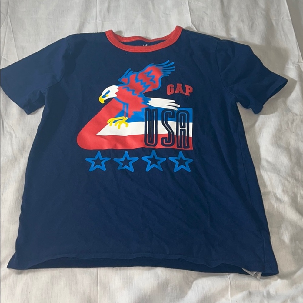 Gap t shirt